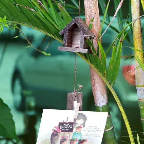 Clip Photo Petite Maison Style Carillon Éolien en Bois Créatif Porte-Notes Suspendu Maison Bureau Cadeau Artisanal Décoratif