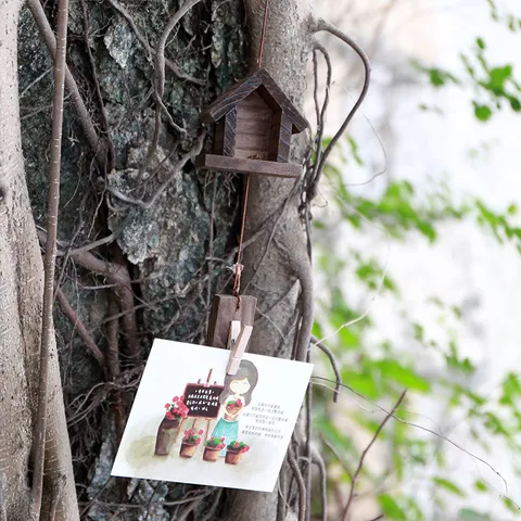 Clip Photo Petite Maison Style Carillon Éolien en Bois Créatif Porte-Notes Suspendu Maison Bureau Cadeau Artisanal Décoratif