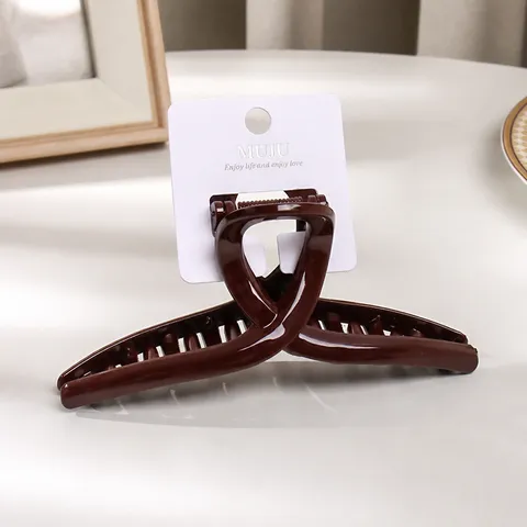 Ankola Rot Haarklammer Geometrisch Harz Haifisch Clip Trendig Haarschmuck Für Damen Tägliches Haarstyling