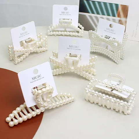 Süße Künstliche Perle Haarspange Koreanische Elegante Faule Haarspange Geometrisches Haaraccessoire Für Damen