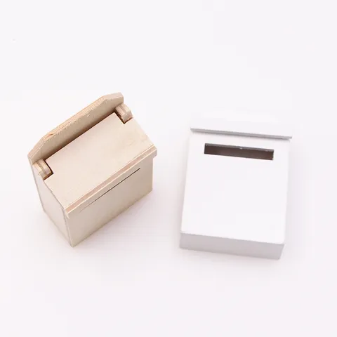 Boîte aux Lettres Miniature en Bois pour Maison de Poupée Accessoires de Décoration de Scène Naturel et Blanc