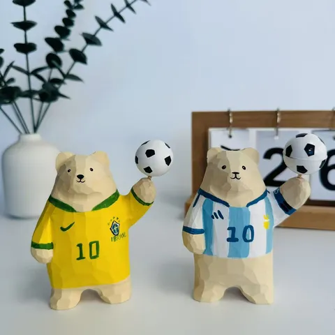 Figurine de Football en Ours en Bois Ornement de Table Décoration de Bureau Cadeau Souvenir de Fan