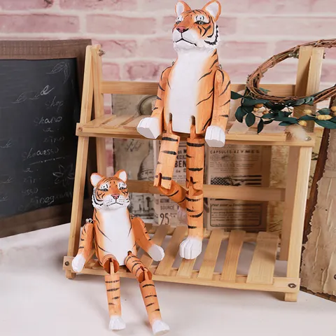 Handgemachte Hölzerne Tiger Dekoration Niedliche Baumelnde Beine Tier Figur Desktop Holzschnitzerei Dekoration Für Kinder Geschenk Heimdekoration