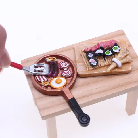 Miniature Resin Food Sushi And Egg Steak Dollhouse Kitchen Accessories Pretend Play Toy Food Model Miniature Collectibles