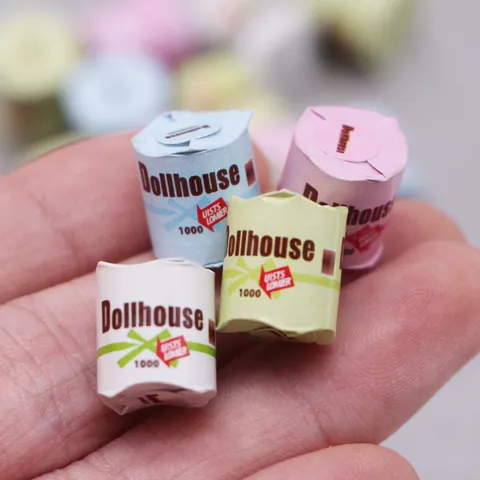 Puppenhaus Miniatur Toilettenpapier Rolle Modell 1:12 Maßstab Puppenhaus Wohnzimmer Szene Badezimmer Dekor Puppenzubehör Spielzeug