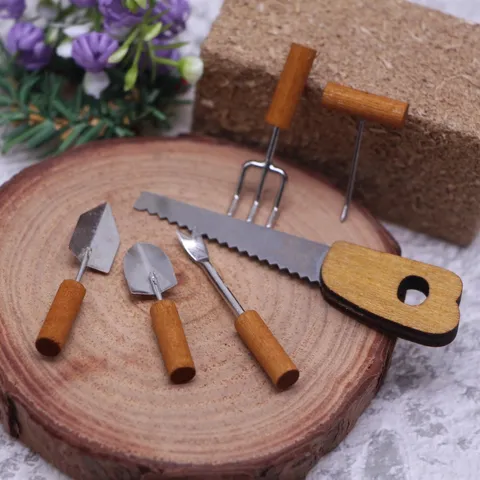 Set di Strumenti di Giardinaggio in Miniatura per Casa delle Bambole Metallo Legno Modello di Mini Pianta per Decorazione Giardino