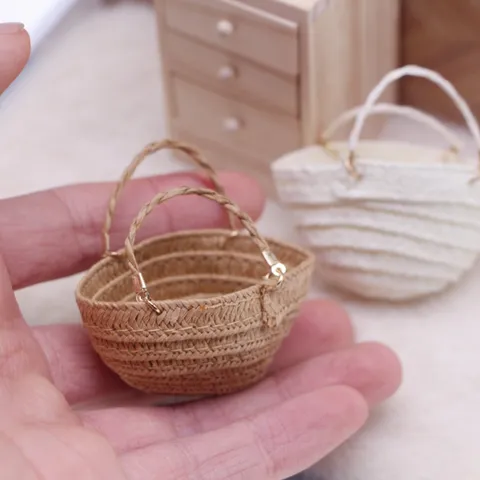Dollhouse Miniature Woven Straw Bag OB11 Blythe Doll Handbag Cute Handmade Simulation Picnic Basket Doll Accessories Toy