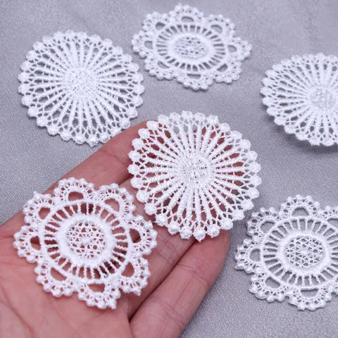 Dollhouse Miniature White Hollow Out Lace Woven Table Mat BJD Dollhouse Scene Props Decorative Placemat