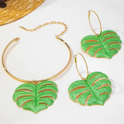 Style Européen Américain Pendentif Feuille de Monstera émail Vert Ras du Cou Boucles d'Oreilles Créoles Bijoux Feuille Tropicale Femme