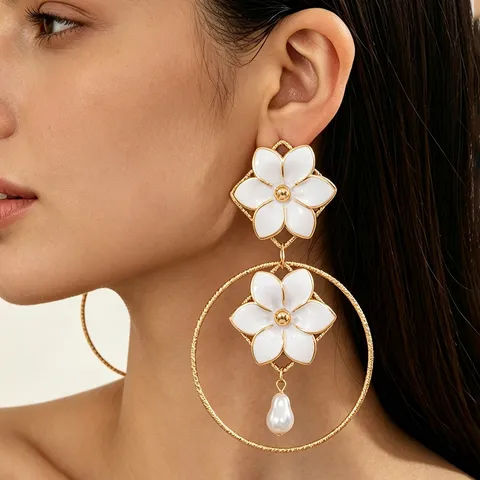 Boucles d'Oreilles Anneaux en Alliage Évidé Style Rétro Vacances Avec Fleur en Strass et Pendentif Perle Artificielle Irrégulière