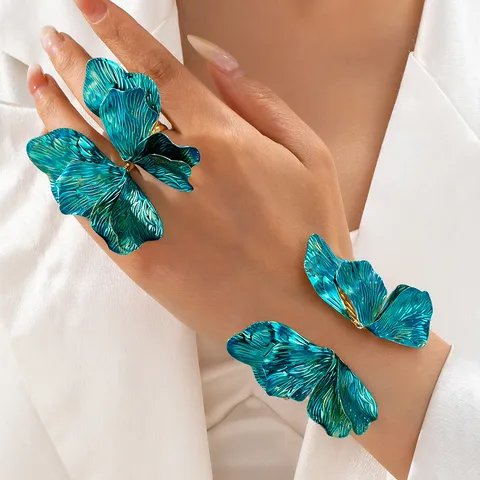 Style Tropical Texture Colorée Papillon Bracelet Et Bague Ensemble Pour Femmes Alliage de Fer Ouvert Ajustable Bracelet Bague de Doigt Accessoires de Mode Été