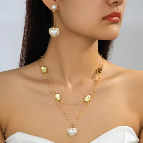 Parure de Bijoux Rétro Français Cœur Perle Artificielle Alliage Collier Double Couche Perles Métalliques Boucles d'Oreilles Femme Boîte Cadeau