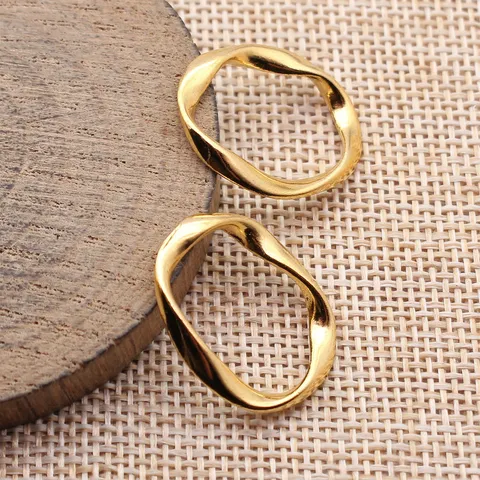 Vintage Unregelmäßig Ausgeschnitten Verdreht Geometrisch Oval Ring Anhänger Charms Zinklegierung Galvanisiert DIY Schmuckherstellung