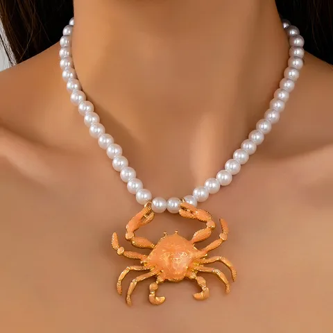 Collier Pendentif Crabe en Émail Avec Chaîne en Perles Artificielles Bijoux de Mode Animal Marin pour Femmes Banquet