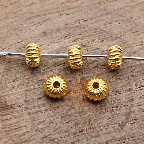 Retro Zinc Alloy Radial Petal Pattern Small Hole Spacer Beads Electroplated Metal Loose Beads For Handmade DIY Crafts Jewelry Making