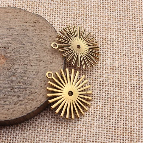 Dijes de Sol Geométricos Redondos Vintage de Aleación de Zinc Materiales de Joyería DIY Colgantes de Sol Retro para Collares
