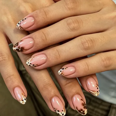 Faux Ongles à Presser Français Pois Floral Forme Amande Rose Nude Brillants Faux Ongles Pour Femmes Automne Hiver Avec Boîte