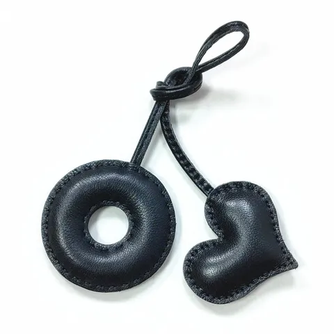 Handmade Genuine Leather O Letter Donut and Heart Bag Charm Hand-Stitched Leather Pendant for Women Handbag Keychain Accessory