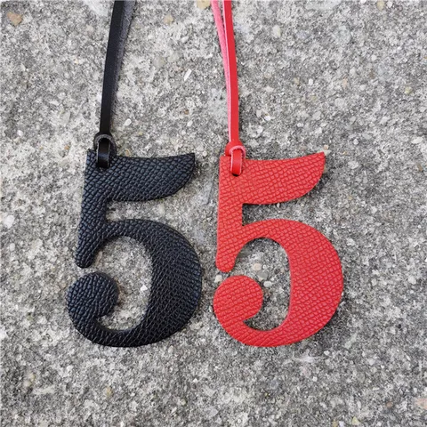 Charm de Sac Numéro 5 en Cuir Véritable Pendentif Porte-clés DIY Ornement Texture Litchi Pour Décoration de Sac à Main