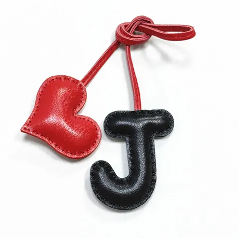 Ciondolo per Borsa a Forma di Cuore e Lettera J in Pelle Fatto a Mano Portachiavi Carino per Borsa Donna Accessori Auto
