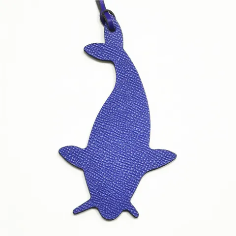 Handmade Cowhide Leather Whale Bag Charm Women Animal Pendant Keyring Purse Decoration Car Interior Accessory Gift