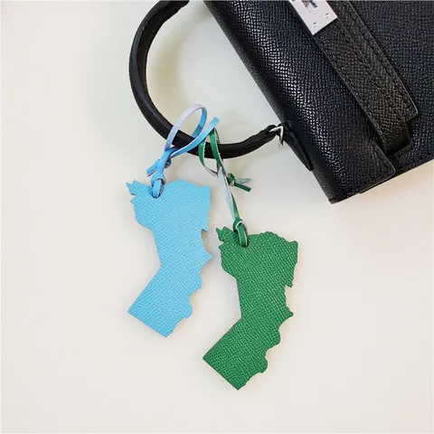Genuine Leather Oman Map Bag Charm Handmade Leather Map Pendant For Handbags Backpacks Map Keychain Decoration Creative Gift