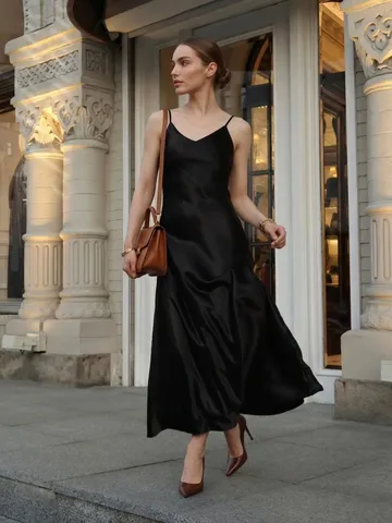 Femmes Français Élégant Satin Robe Nuisette Col V Sans Manches Longue Maxi Robe Décontracté Sexy Fête Clubwear Été Mode Vêtements