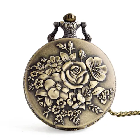 Vintage Bronze Pocket Watch Women Rural Style Embossed Flower Crown Butterfly Poker Quartz Pendant Watch With Chain Jewelry