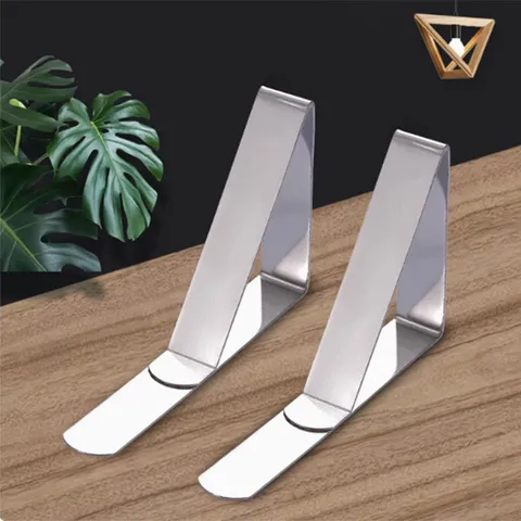 Morsetto per Tovaglia in Acciaio Inossidabile Supporto per Tovaglia Triangolare Regolabile Morsetto di Fissaggio Antiscivolo Strumento da Cucina