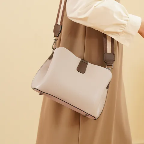 Donne Borsa a Secchiello in Vera Pelle di Fascia Alta Tracolla Spalla Piccola Borsa Giornaliera Casual Con Design a Blocco di Colore