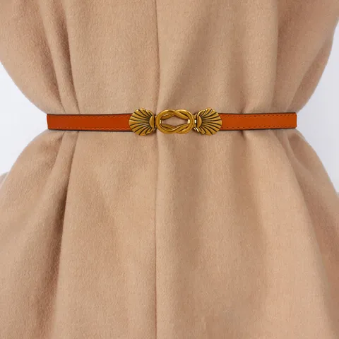 Cintura Sottile in Vera Crosta di Cuoio da Donna Fibbia con Conchiglia in Metallo Abito Elegante Cappotto Catena in Vita Accessorio Moda