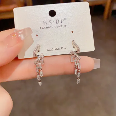 Boucles d'Oreilles Pendantes Tassel en Cuivre Strass Avec Tige en Argent Sterling 925 Boucles d'Oreilles Longues Géométriques Torsadées Femme
