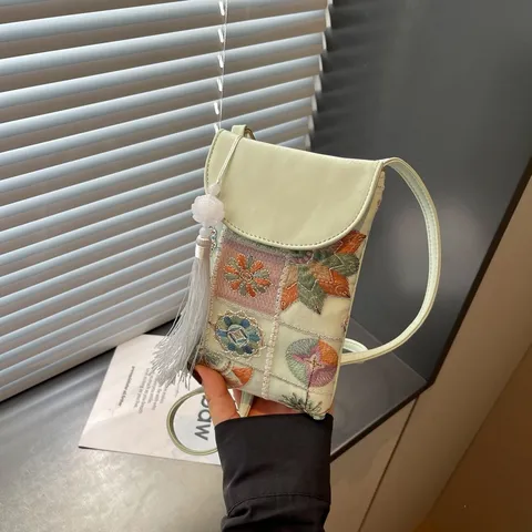 Chinesischer Nationalstil Gestickt PU Leder Handytasche Casual Quasten Umhängetasche Für Damen Tägliches Matching Messenger Bag