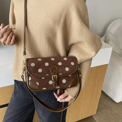 Vintage PU Suède Polka Dot Schoudertas Voor Dames Magneetsluiting Patchwork Stiksels Verstelbare Riem Casual Tas