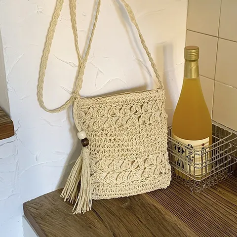 Damen Gewebter Stoff Hohlblumen Eimertasche Handgehäkelt Casual Umhängetasche Quaste Holzperle Schultertasche Urlaub Handtasche