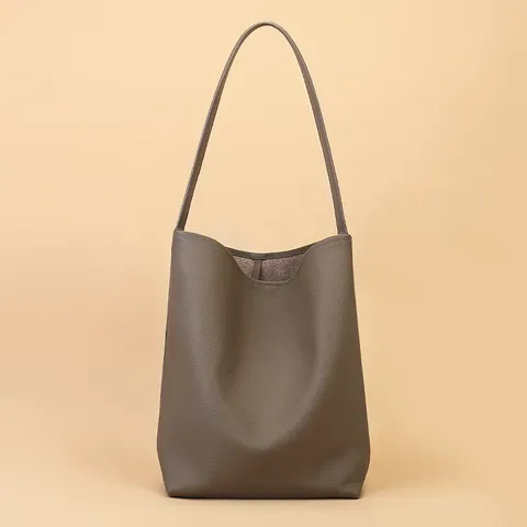 Women Top Layer Cowhide Large Capacity Bucket Bag Commuting Casual Retro Solid Color Single Shoulder Underarm Bag