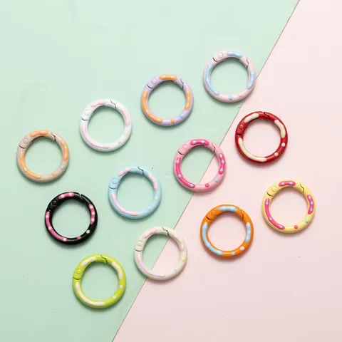Kleurrijke Metaal Bakverf Donut Veer Gesp Olie Druppel Cirkel Open Ring Tekenfilm DIY Sieraden Maken Sleutelhanger Accessoire