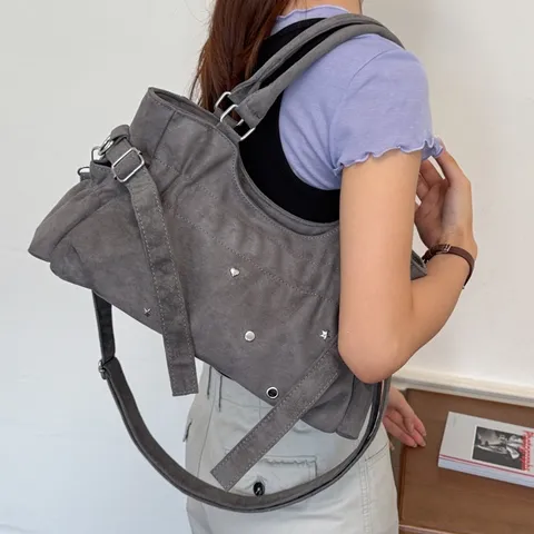 Women Vintage Rivet Underarm Bag PU Leather Solid Color Casual Daily Shoulder Crossbody Bag Fashion Commuter Handbag