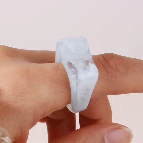 Two Tone Acrylic Geometric Ring Marble Texture Resin Square Finger Ring Minimalist Jewelry For Women Party Daily Accessories