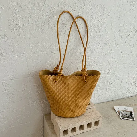 Ρετρό Υφαντή Τσάντα Bucket για Γυναίκες Τσάντα Ώμου από Δέρμα PU Με Εσωτερικό Τσαντάκι Μονόχρωμη Τσάντα Χειρός Casual Tote