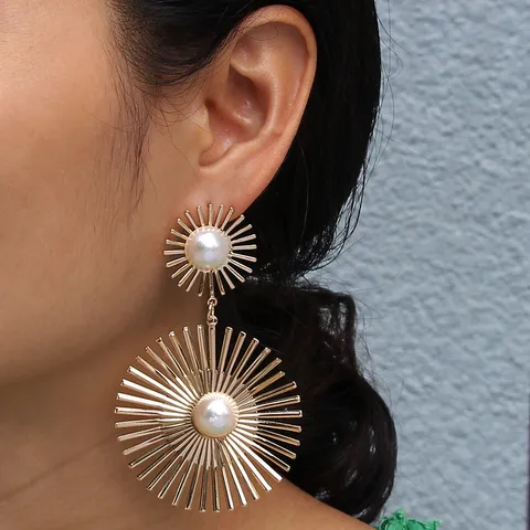 Fashion Eight-Pointed Star Drop Earrings For Women Elegant Artificial Pearl Starburst Dangle Earrings Alloy Party Jewelry