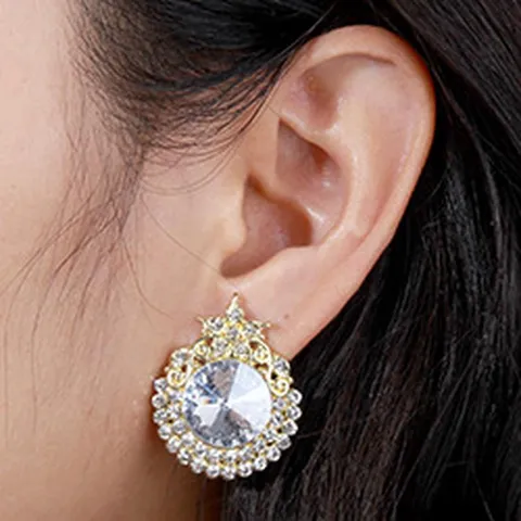 Vintage Alloy Crystal Flower Stud Earrings Baroque Gold Rhinestone Geometric Earrings For Women Wedding Party Luxury Jewelry