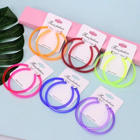 Overdreven Acryl Creolen Voor Dames Zomerfeest Fluorescerende Kleur C-Vormige Oorknopjes Oorbellen Vakantie Sieraden