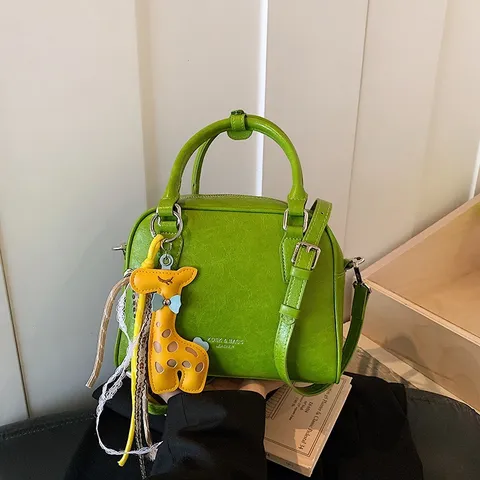 Chic Fashion Women PU Leather Square Handbag Commuter Solid Color Single Shoulder Crossbody Bag With Giraffe Pendant Custom Niche Design Mini Top Handle Bag For Casual Daily