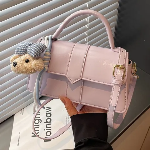Damen Koreanischer Stil PU Leder Kleine Quadratische Tasche Mode Umhängetasche Handtasche Pendler Schultertasche Mit Plüschbär Anhänger