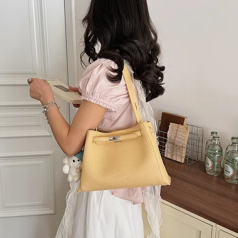 Sac Seau en Cuir PU pour Femmes Mode Serrure Métallique Classique Sac à Bandoulière avec Poignée Supérieure Rétro Grand Capacité