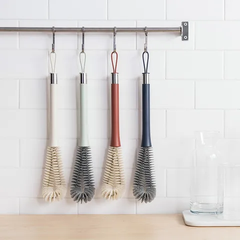 Cepillo para Tazas de Mango Largo para Hogar Cepillo de Limpieza de Nylon para Biberones Botellas de Agua Herramienta de Limpieza de Cocina Diseño Colgante