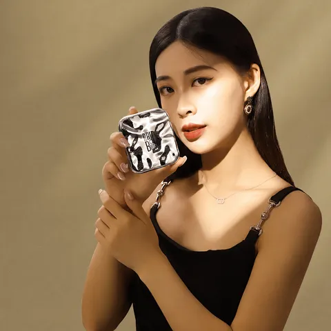 Portable Foldable LED Makeup Mirror Double Sided Lighted Compact Pocket Mirror USB Rechargeable Travel Vanity Mirror Silver