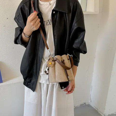 Vintage Suede Drawstring Bucket Bag For Women Retro Frosted Leather Crossbody Shoulder Handbag With Flower Pendant Commuter Bag