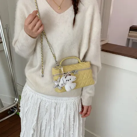 Mode Femmes Matelassé Chaîne Sac Boîte Cuir PU Chic Minimaliste Urbain Sac Bandoulière Petit Sac Carré Avec Pendentif